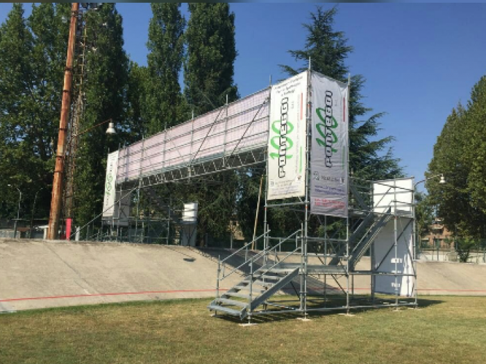 Archisio - 100 Ponteggi srl - Progetto Allestimenti fieristici e palchi per spettacolo