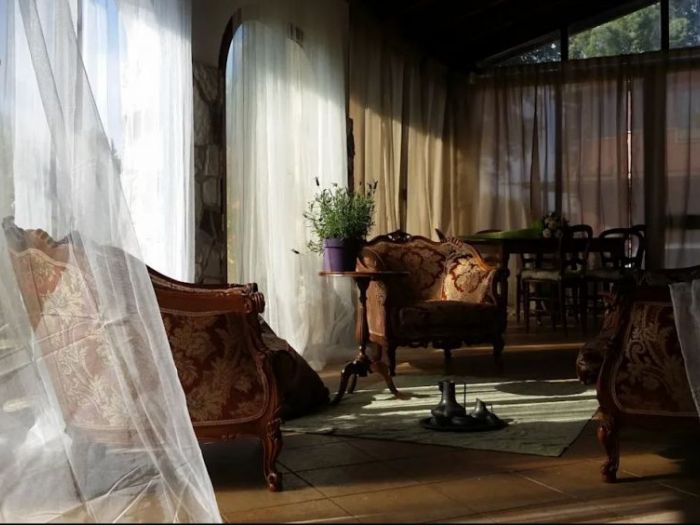 Archisio - Angela Paniccia - Progetto Villa francesca - relooking dependance destinata agli affitti brevi