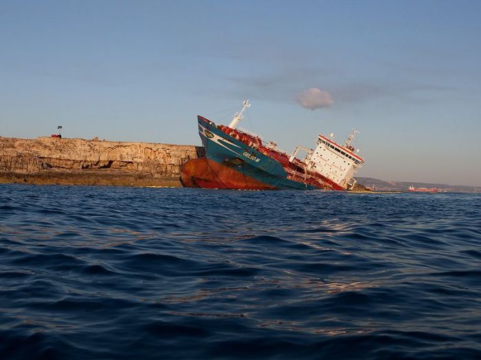 Archisio - Salvatore Gozzo Environmental Photography - Progetto Gelso m siracusa 2012