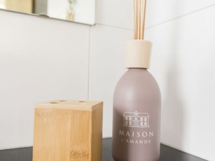 Archisio - Gilardi Interiors On Staging - Progetto Restyling bagno low cost