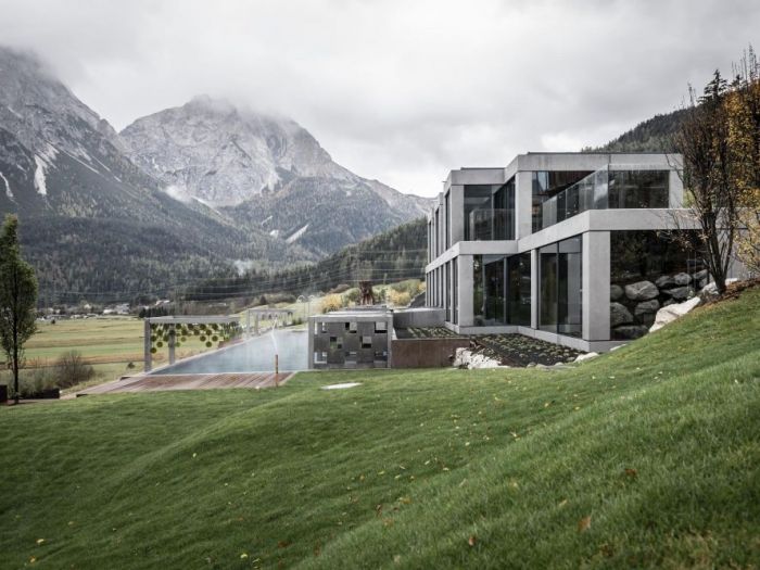 Archisio - Noa Network Of Architecture - Progetto Mohrlife the theatrical spa