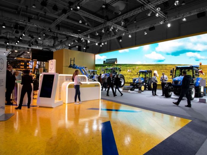 Archisio - Carmadesign srl - Progetto New holland - exhibition system