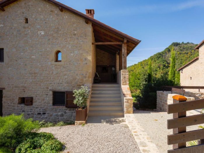 Archisio - Studio Lenzi Associati - Progetto Pietre dellappennino