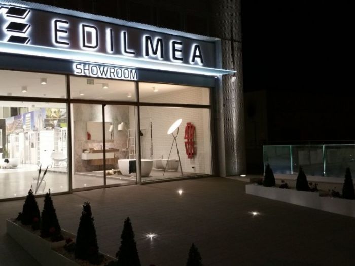 Archisio - Ivano Andrulli - Progetto Nuovo showroom edilmea srl - matera