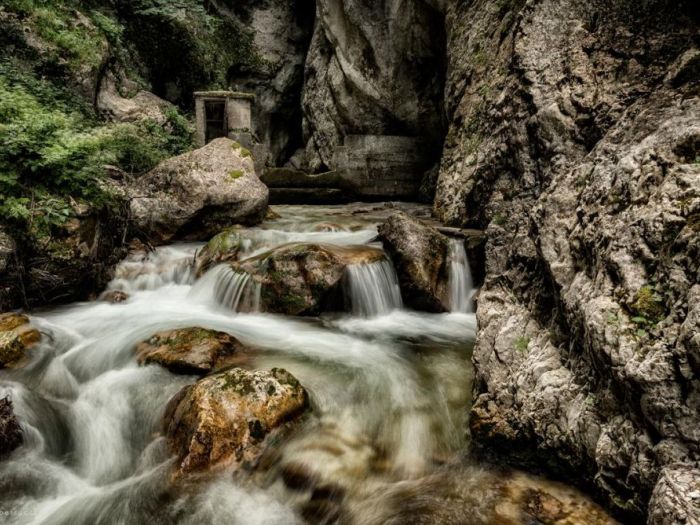 Archisio - Luca Petrucci Fotografo - Progetto Gola dellinfernaccio
