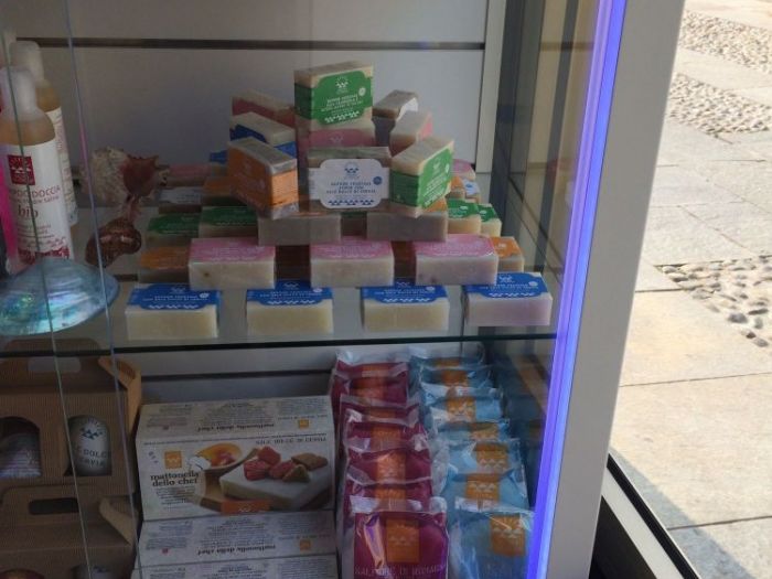 Archisio - Imetallici Di Taverna Andrea Taverna - Progetto Arredamento negozio