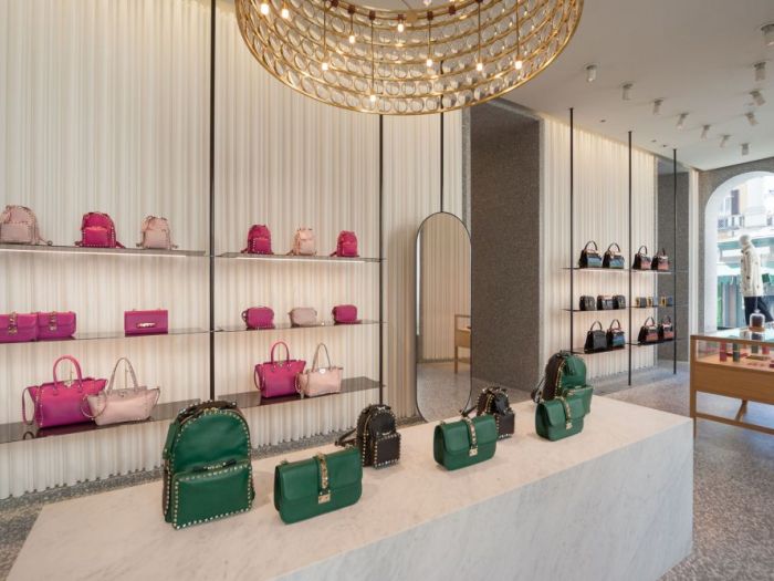 Archisio - Lorenzo Piano - Progetto Fotografia di interni per valentino