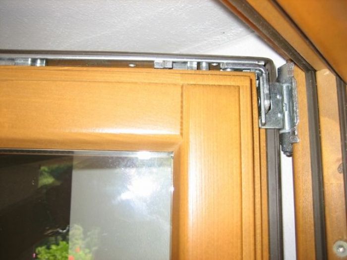 Archisio - Falegnameria Bertolli Luca - Progetto Serramenti