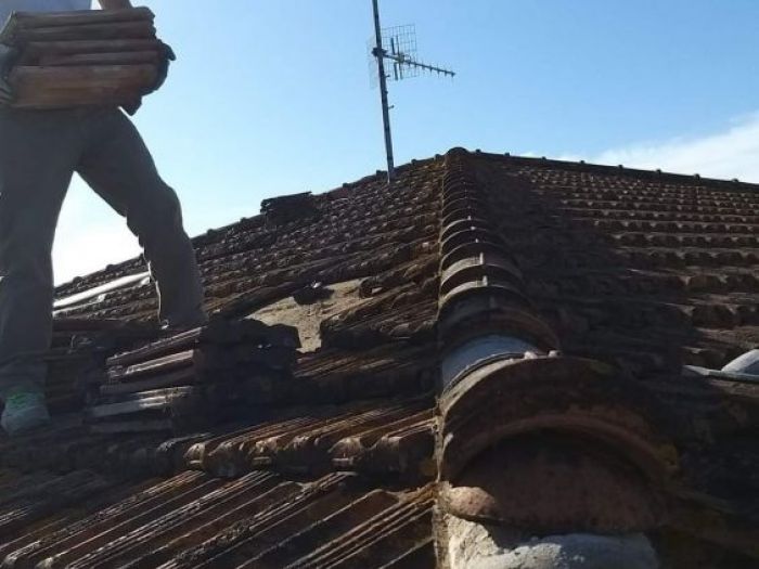 Archisio - Edilizia Flli Hasa Snc - Progetto Ristrutturazione di un tetto