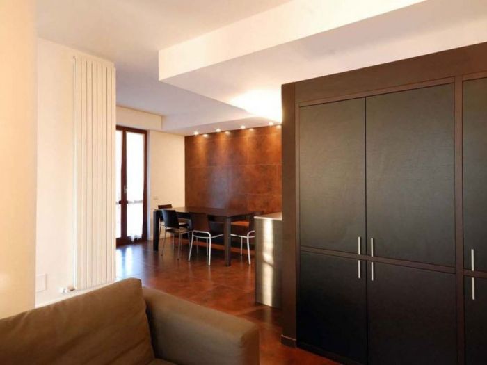 Archisio - Roberto Silvestri - Progetto Una casa a milano