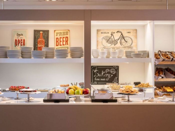 Archisio - Lorenzo Piano - Progetto Fotografia di interni aemilia savhotel bologna