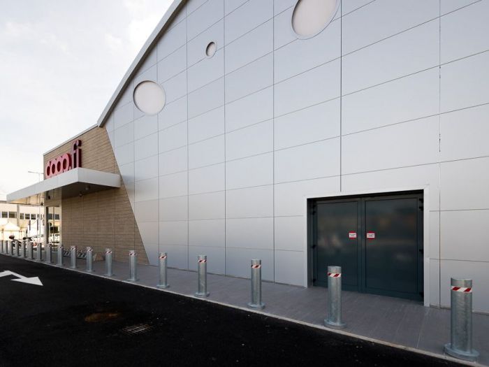 Archisio - Studio Fotografico Francesco Degli Innocenti - Progetto Coop lucca