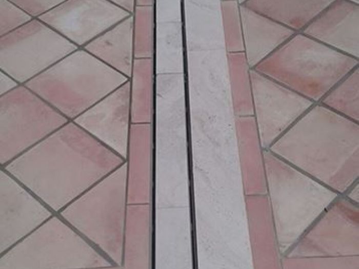 Archisio - Malagrida Group Srl Canalina Infinity - Progetto Terrazzo a fermo