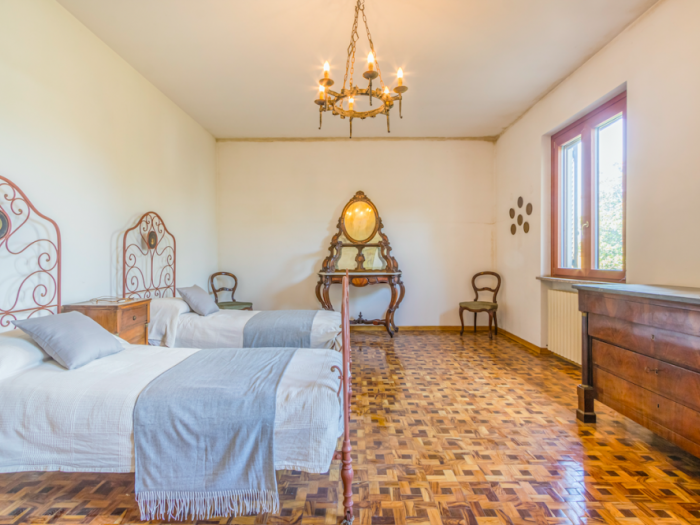 Archisio - Eukalipto Studio - Progetto Home staging e servizio fotografico su villa arredata non abitata in provincia di cremona