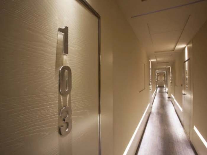 Archisio - Chiomio Luigi - Progetto Albergo marino