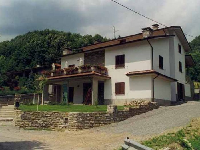 Archisio - Impresa Ferri Del Geom Lazzaro Ferri - Progetto Realizzazione ville