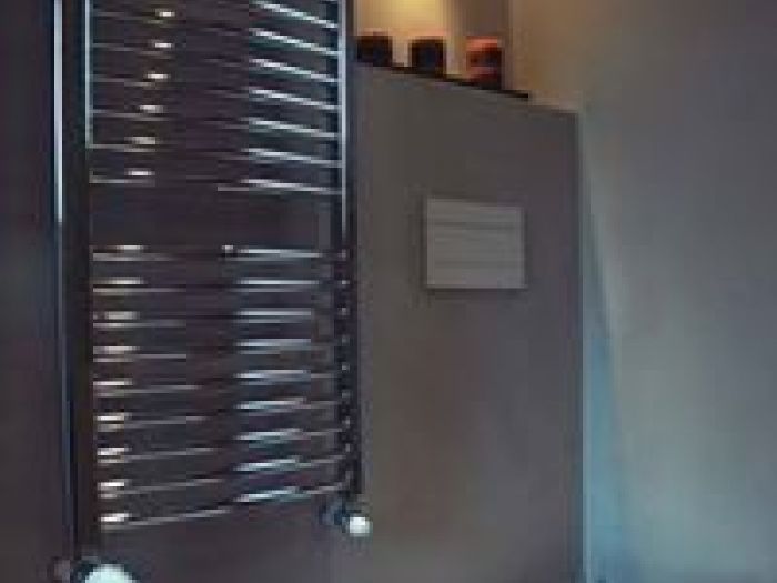 Archisio - Gerardo Spisso - Progetto Applicazione resine per rivestimenti pavimenti e muri