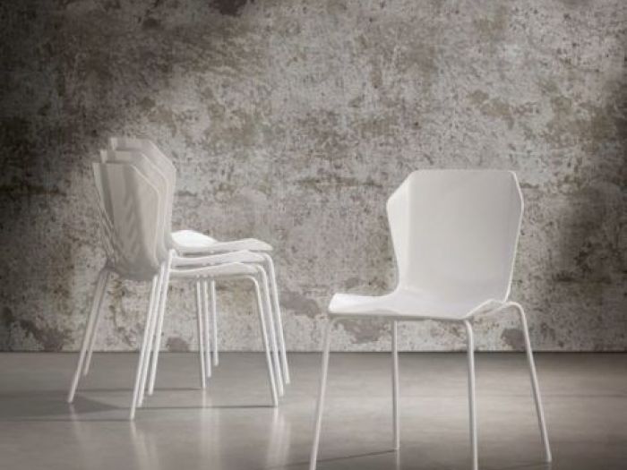 Archisio - Luigi Semeraro Design - Progetto Live plastic chair