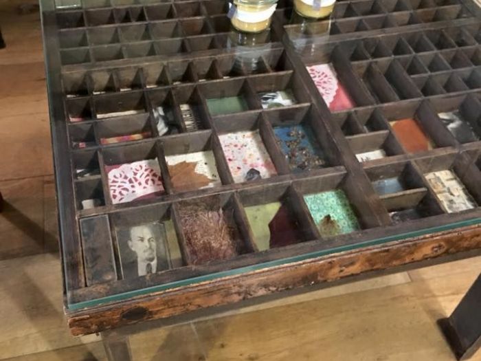 Archisio - Scenography - Progetto Tavoli e tavolini