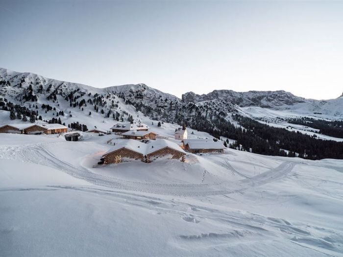 Archisio - Noa Network Of Architecture - Progetto Zallinger hotel diffuso ad alta quota