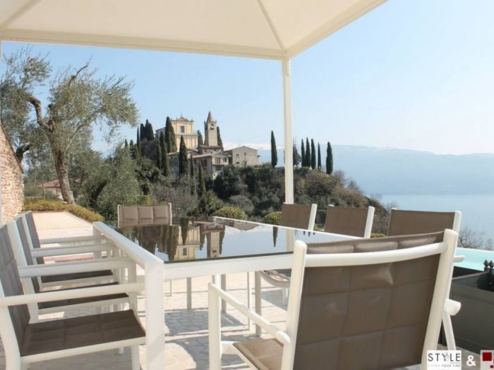 Archisio - Style Living - Progetto Strutture e arredo