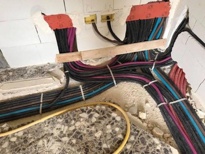 Archisio - Artinnova Ristrutturazioni - Progetto Impianti e controsoffitti