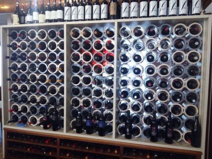 Archisio - Domenico Sforza - Progetto Ristorante il postaccioLavori di pitturazione e nuova illuminazione del ristorante il postaccio