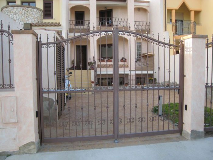 Archisio - Talloru Salvatore srl - Progetto Cancelli in ferro battuto