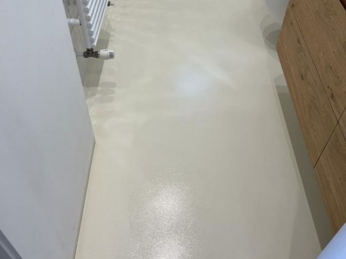 Archisio - Assopav Srl - Progetto Rivestimento bagno in resina