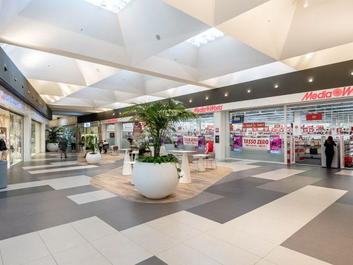 Archisio - Studio Fotografico Francesco Degli Innocenti - Progetto Coop agliana