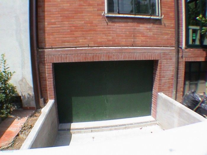 Archisio - Cofra Architettura Design Innovazione - Progetto Rifacimento dellingresso esterno e apertura di un garage