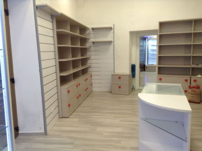 Archisio - Imetallici Di Taverna Andrea Taverna - Progetto Arredamento negozio