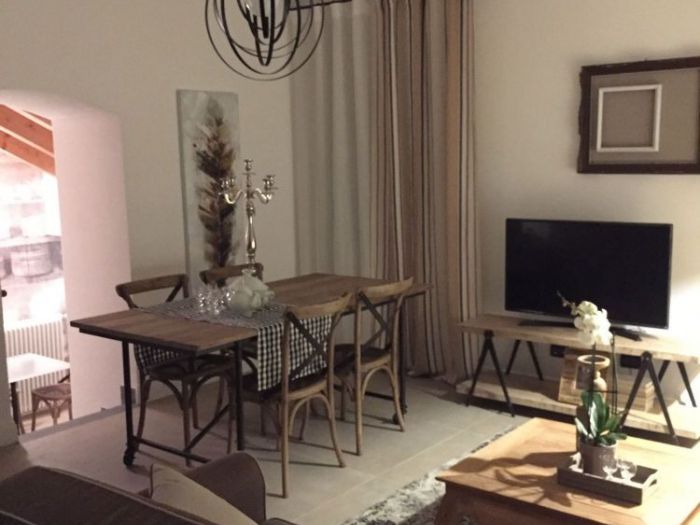 Archisio - Cristina Montessoro - Progetto Leggere mongolfiere sono arrivate in una bella villa depoca