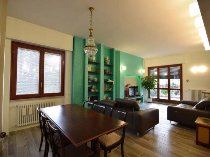 Archisio - Roberto Silvestri - Progetto Linee contemporanee per una casa calda una casa accogliente