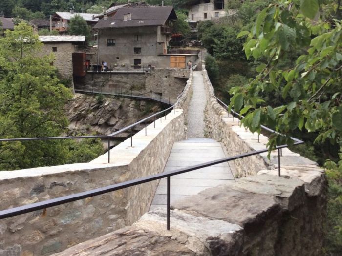 Archisio - Enrica Quattrocchio - Progetto Pont dael - recupero e riqualificazione di un acquedotto romano