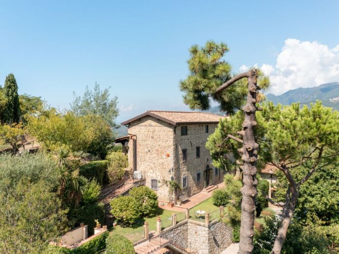 Archisio - Raffaello Terreni - Progetto Villa pedona