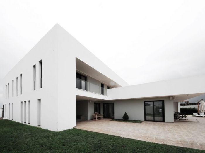 Archisio - Bicuadro - Progetto Residenza a palos verdes accra