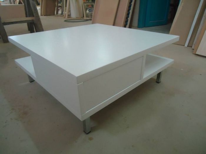 Archisio - Falegnameria Sardano Demurtas - Progetto Tavolino moderno laccato