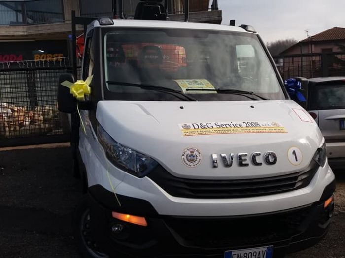 Archisio - Dg Service 2008 D G Service 2008 - Progetto Noleggio mezzi e attrezzature