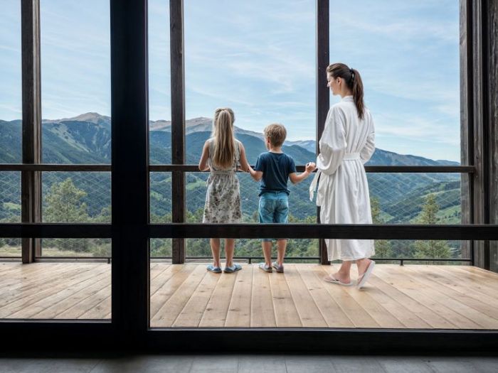 Archisio - Mathias Kirchmayr - Blikk Studio - Progetto Aki resort hotel plose 2025