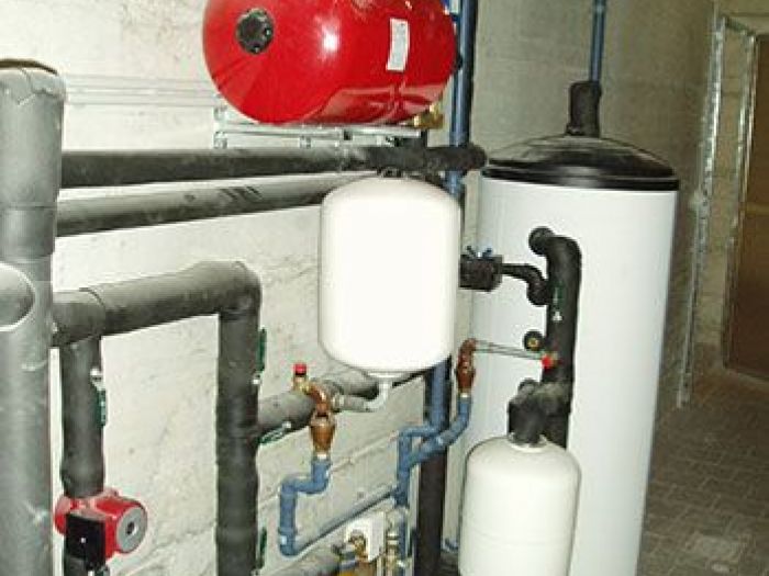 Archisio - Termoidraulica Morstabilini Diego - Progetto Pompa calore aria-acqua parre