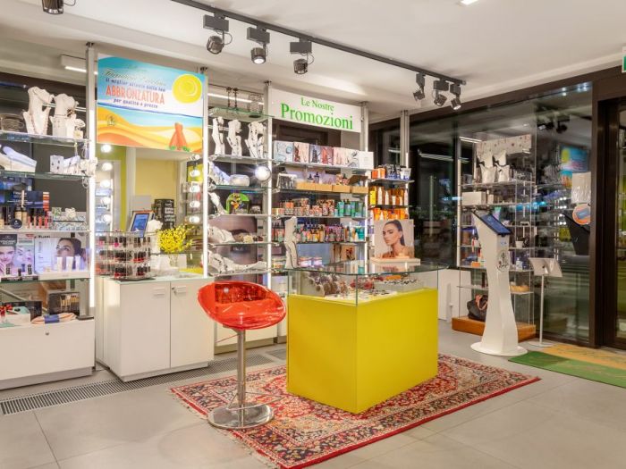 Archisio - Marco Temperino - Progetto Farmacia ercolani