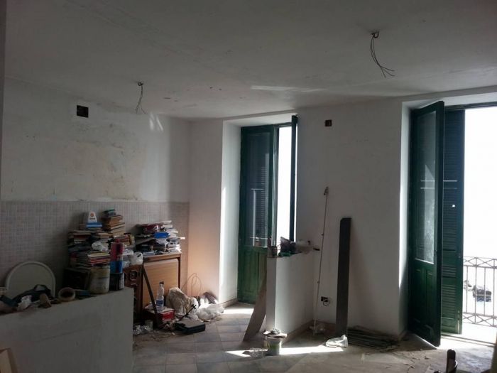 Archisio - Gianluca Latina Idraulica - Progetto Costruzione e riparazione avvolgibili e serrande