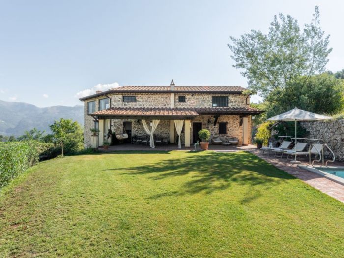 Archisio - Raffaello Terreni - Progetto Villa pedona