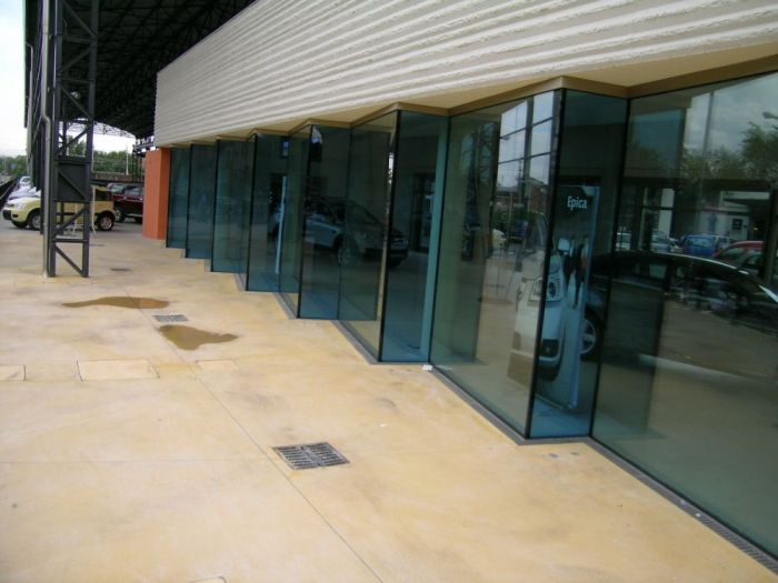 Archisio - Studio Lenzi Associati - Progetto Padiglione espositivo auto