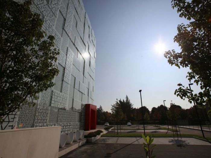 Archisio - A2 Studio Gasparri Ricci Bitti Architetti Associati - Progetto Effedue un cubo di luce