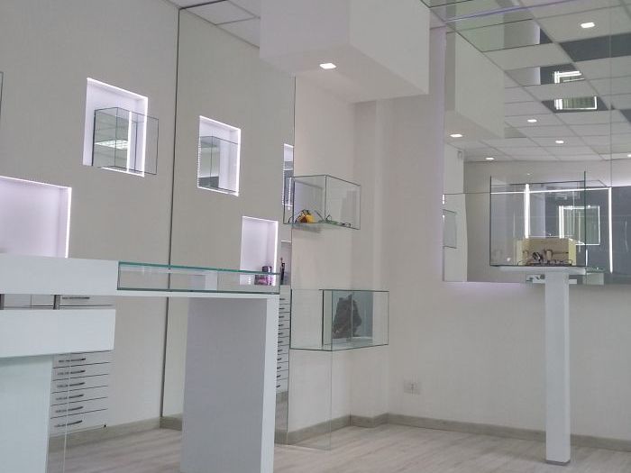 Archisio - Danilo Di Lorenzo Di Michele - Progetto eyewearwarehouse