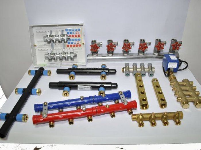 Archisio - Termoidraulica Francini srl - Progetto Prodotti sanitari e scarichi