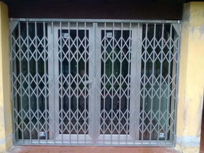 Archisio - Serramenti Puglisi srl - Progetto Cancelletti estensibili e cancelli