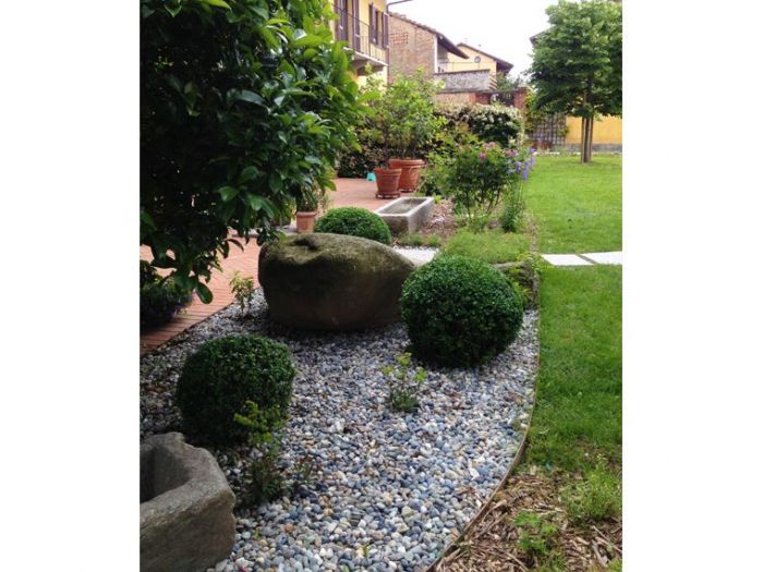 Archisio - Aapaesaggi - Progetto Un piccolo giardino di campagna nei pressi di torino- di acqua e di pietra